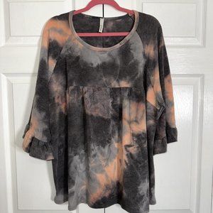 Crepas Flowy Tie-Dye Look 3/4 Sleeves Top Size 2XL (from a Boutique)